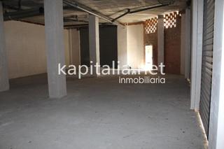 Lloguer Local Comercial a Sant Josep-Zona Hospital. Local comercial en alquiler en ontinyent