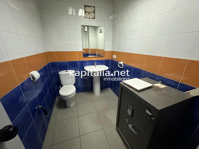 Foto 3d92114d-7bb1-47d2-8673-15526c2de0ba. Affitto locale commerciale in Sant Josep-Zona Hospital Ontinyent
