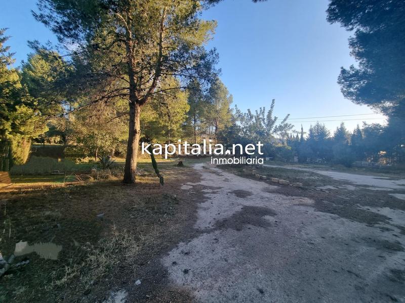 Foto a77700a8-cf7b-4a1c-9eef-ead2d686220c. Residential plot in Sant Josep-Zona Hospital Ontinyent