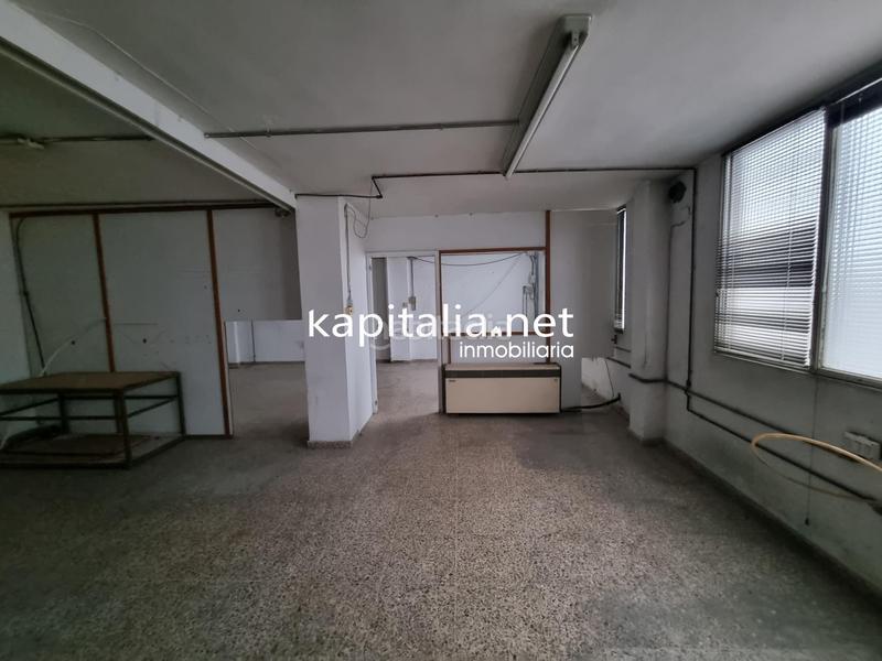 Foto 8d69a7e8-fcd2-4fc6-b5e2-659b8b404901. Rent business premise in Sant Josep-Zona Hospital Ontinyent