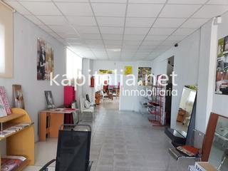 Local Comercial a Bocairent. Local en venta en primera linea de carretera en bocairent.