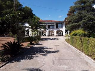Xalet a El Pilar. Gran chalet en venta zona el pilar en ontinyent