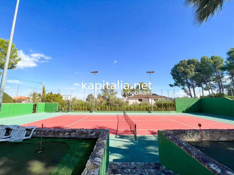 Foto 0a7ead4b-b94f-492f-b2b2-f295916cf69b. Chalet con riscaldamento piscina in Massarojos Valencia