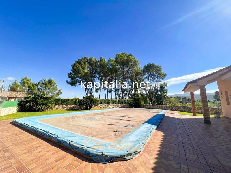 Foto 91c28589-f6da-42f3-81f5-7ca1a16b3575. Chalet con riscaldamento piscina in Massarojos Valencia