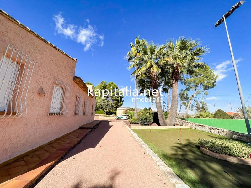 Foto d3dc1c3d-c127-40c3-af98-d532bbb137c4. Chalet con riscaldamento piscina in Massarojos Valencia