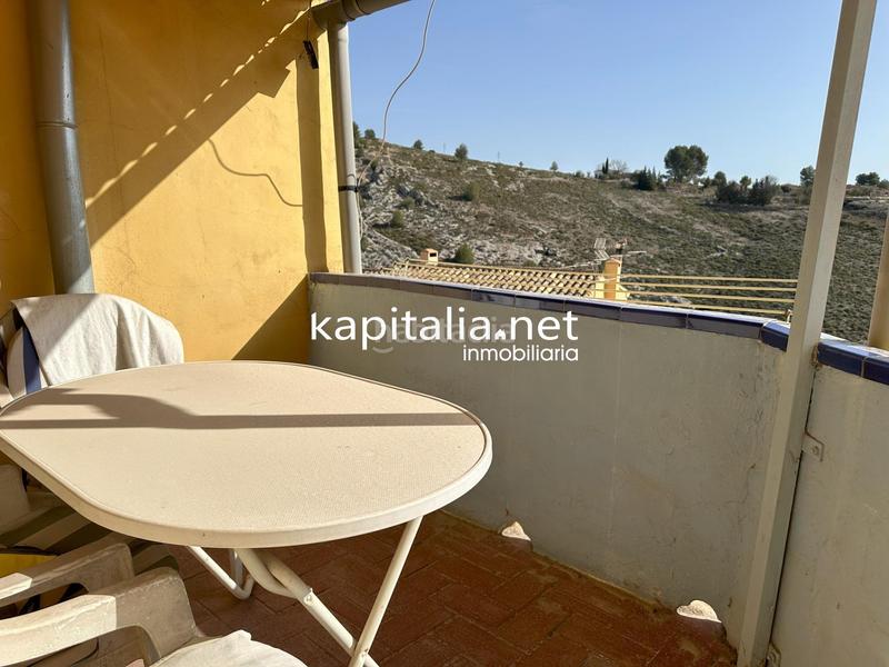 Foto 4d6e228b-561e-48ae-bc59-9d9308f7ebe7. Casa  a la venta en Bocairent