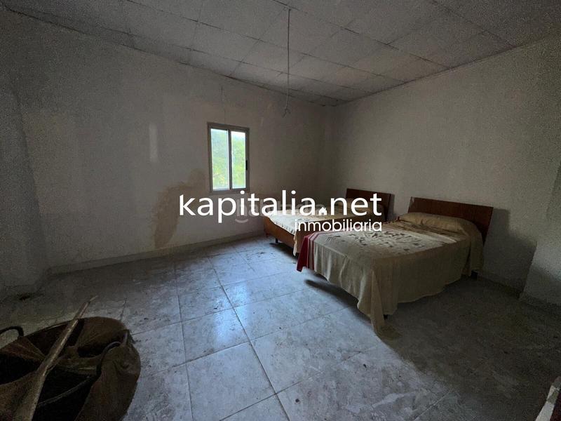 Foto 9067f9ff-38e3-4182-93e7-32c55c3b71dd. Casa  a la venta en Centro Ontinyent