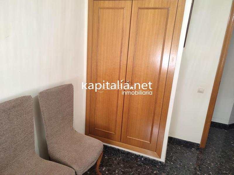 Foto b528b6cb-9dd2-4c91-966b-db0e83e0dba4. Piso interesante piso a la venta , ubicada en buena zona. en Albaida