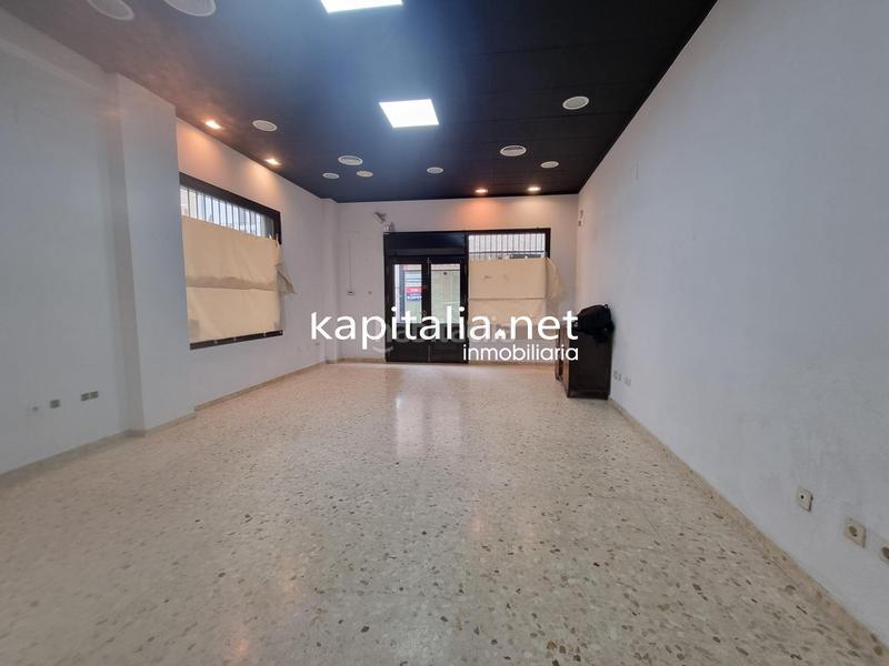Foto 6564d560-5887-432c-8f06-31930e530c4e. Alquiler local comercial  chaflan en alquiler en Ontinyent