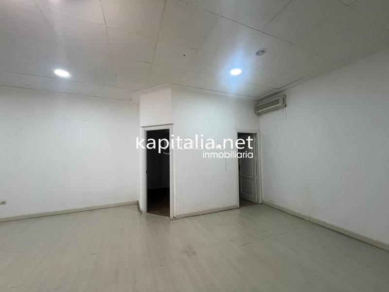 Foto f340b615-e7ba-4af0-98bf-f4c7203e44d9. Location local commercial dans Sant Josep-Zona Hospital Ontinyent