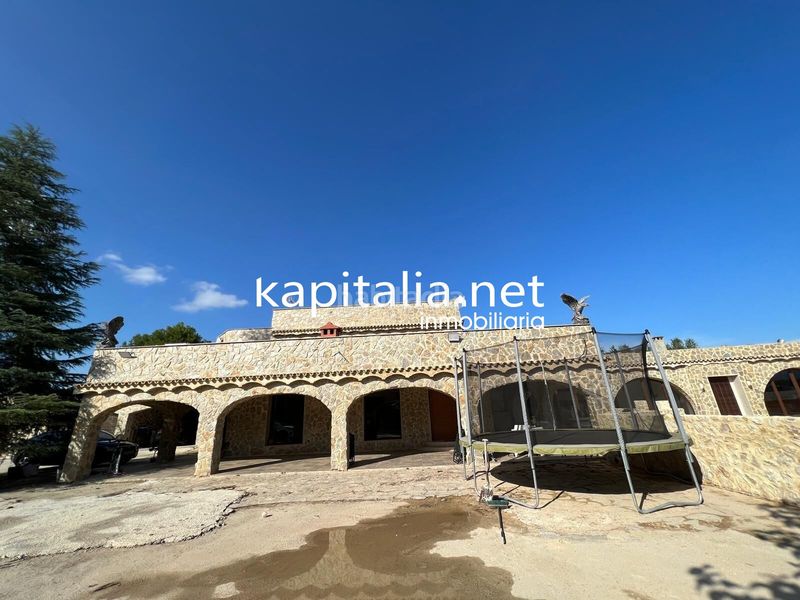 Foto 05ca5f59-51c7-4d1a-9b6b-bded45e7b5d6. Chalet espectacular chalet a la venta en olleria en Olleria (l´)