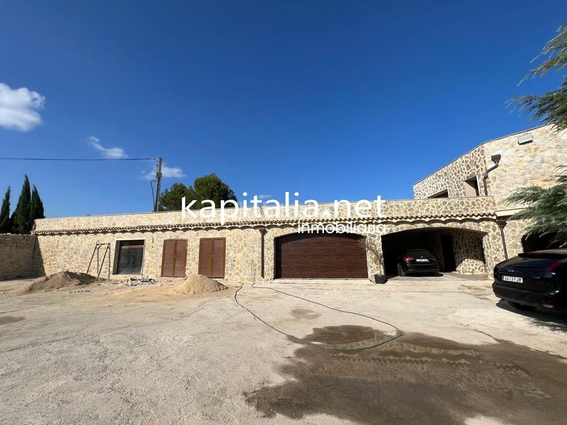 Foto 284d009a-c679-4b0e-8fb5-23c894b49185. Chalet espectacular chalet a la venta en olleria en Olleria (l´)