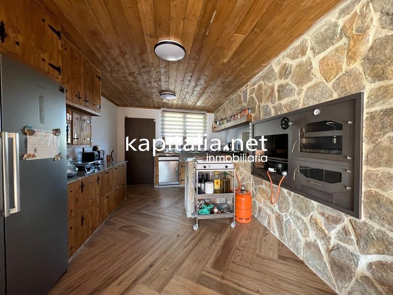 Foto 813fce0f-651e-45f9-a518-d75137c29b15. Chalet espectacular chalet a la venta en olleria en Olleria (l´)