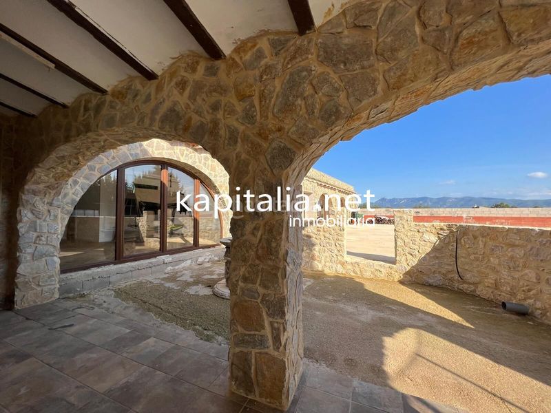 Foto c032020e-4ebe-4229-affb-2de854189ec1. Chalet espectacular chalet a la venta en olleria en Olleria (l´)