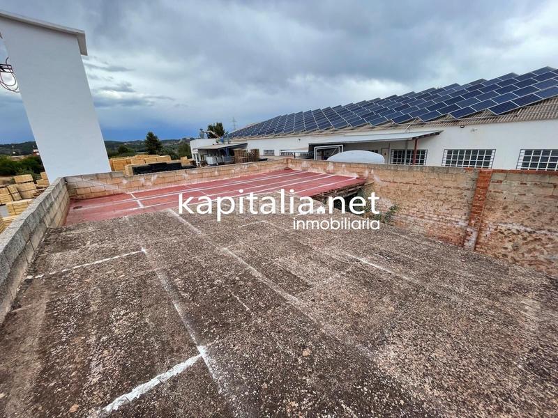 Foto ac84fba3-273a-4417-8640-7c4bfafd331f. Nave industrial  en l alcudia de crespins en Canals