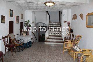 Casa en Bocairent. Casa de 500m2 a la venta en bocairent