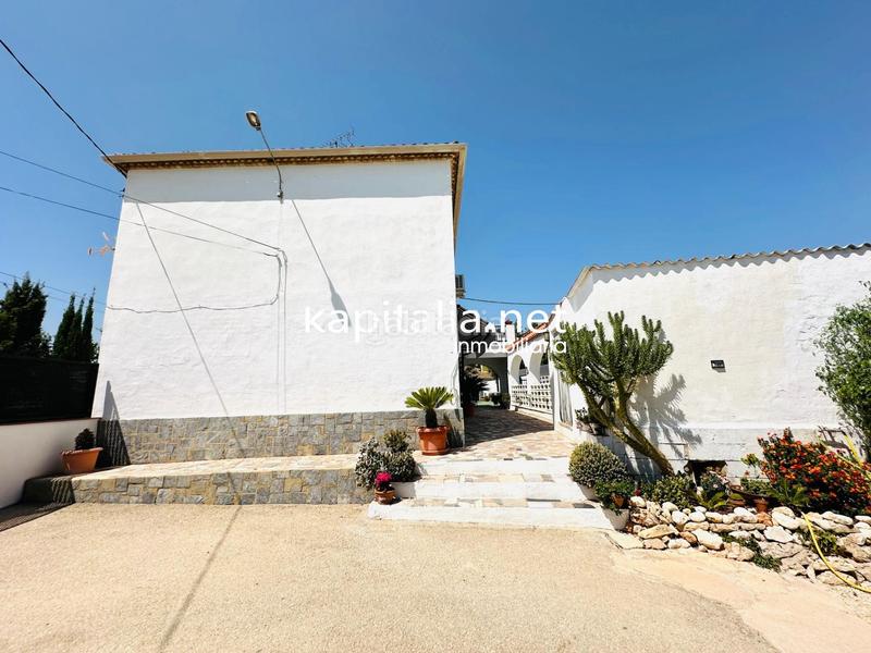 Foto f49c4f41-9892-4a09-b04b-db78c8c5bb8e. Chalet  en venta en Santa Ana Ontinyent