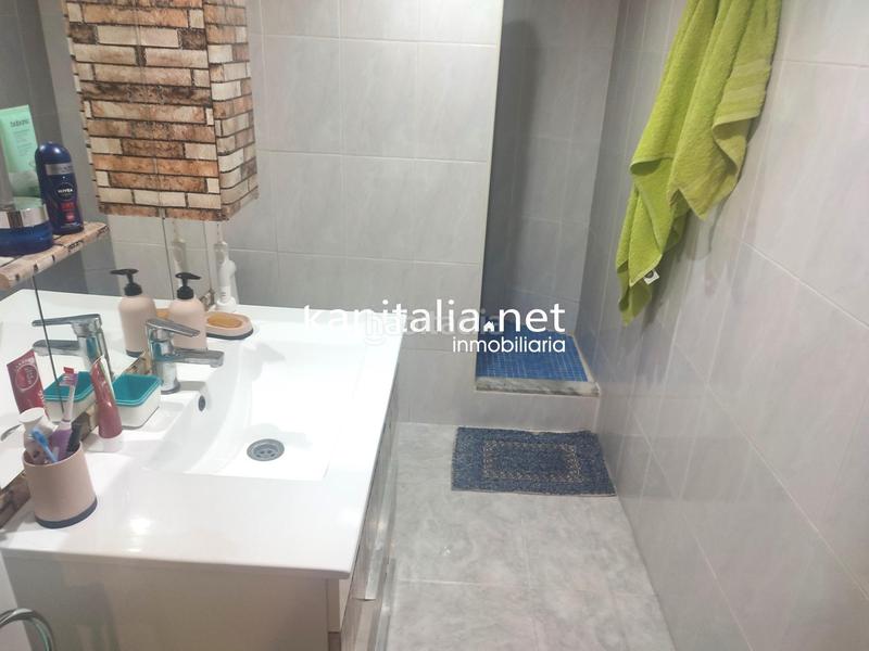 Foto dda3b193-ba3e-41d0-81eb-3eb327a1b6f0. Casa in Centro Ontinyent