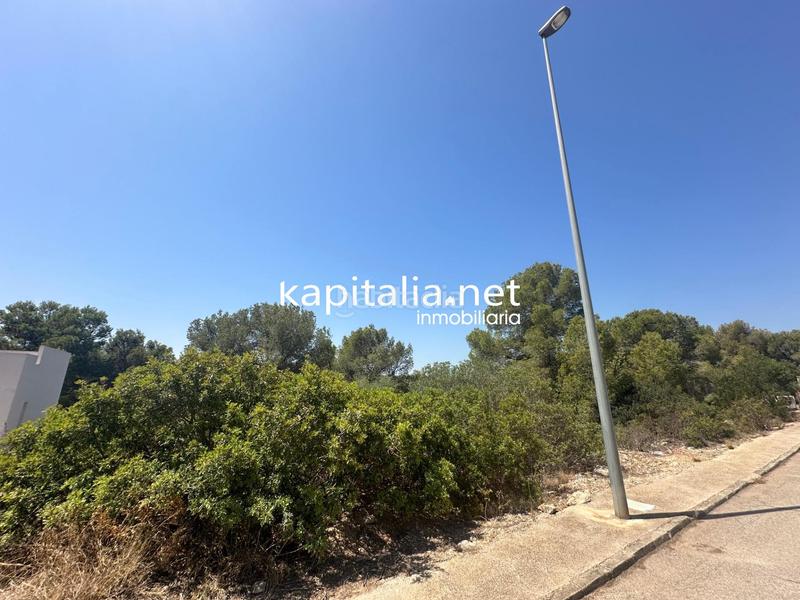 Foto d81a9d2a-16a5-48c6-98c5-a887b9360cd2. Terreno residencial solar urbano a la venta , urbanización san cristóbal en Alberic