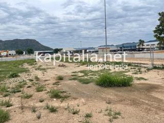 Terreny residencial a Xàtiva. Parcela industrial a la venta en xativa.