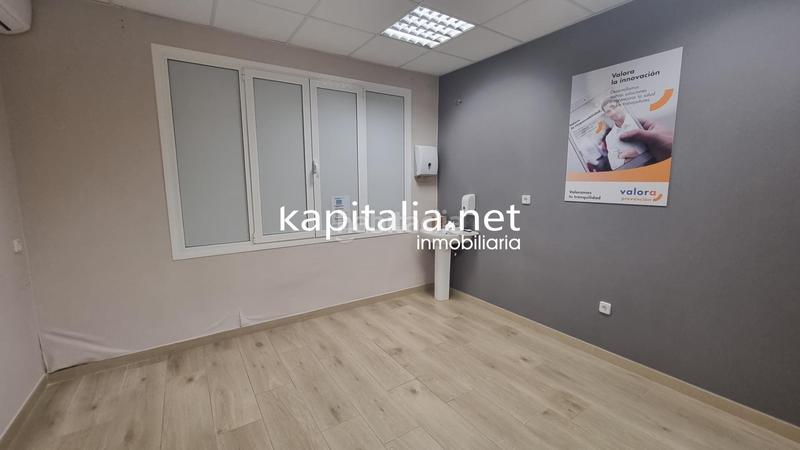 Foto 7c396172-3469-4279-a738-c04d2252ccf9. Location local commercial dans Centro Ontinyent