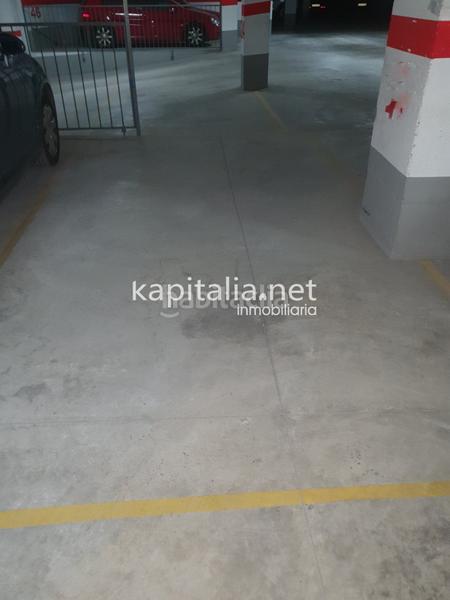 Foto d060113e-eaeb-4d9f-9bec-d0416f1b5816. Alquiler parking coche venta plaza de parking zona almaig en Ontinyent