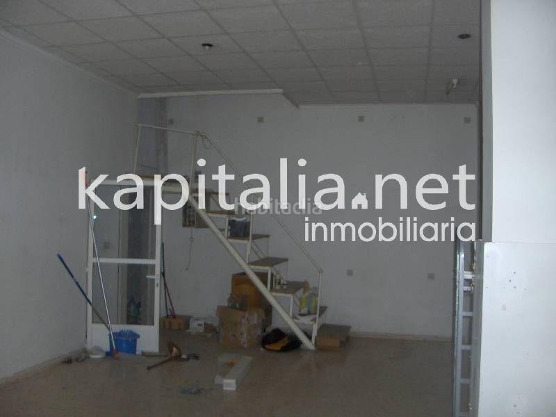 Foto 48e21c65-3cc5-4199-812a-54cd13f848b0. Alquiler local comercial  en Centro Ontinyent