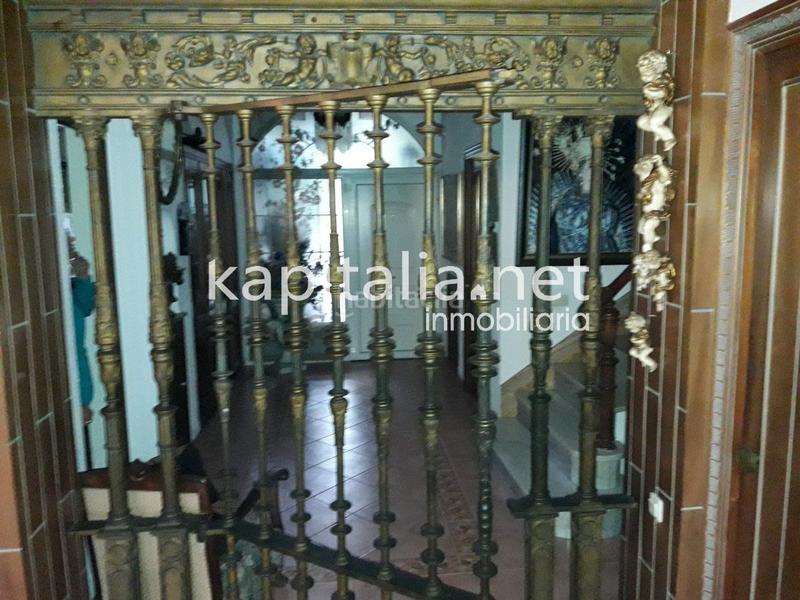 Foto ae1808eb-e1f9-4c3c-a66e-8cf63dbff09f. Semi detached house with heating pool in Centro Ontinyent