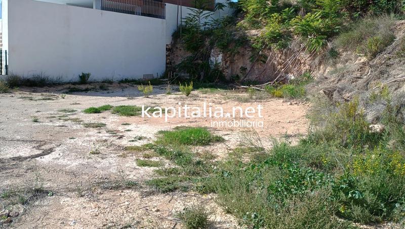 Foto d1f17a42-abd7-4f1a-93be-357456a0b569. Terreno residencial terreno urbano a la venta . en Cocentaina