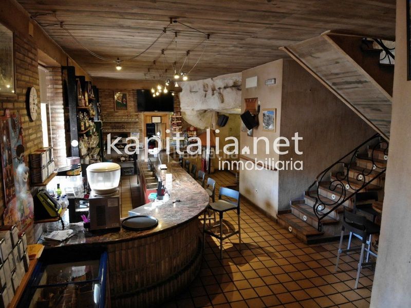 Foto 76a94203-7e3e-4ad1-a68a-429e78a2c1ff. Local comercial a Bocairent