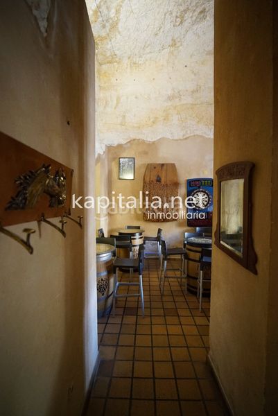 Foto 9ad5061e-b144-4ac4-8b2b-cc3f2a565c3e. Local comercial a Bocairent