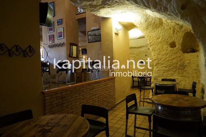 Foto cf9460f1-b2a6-4dac-a932-7866e41b289f. Local comercial a Bocairent