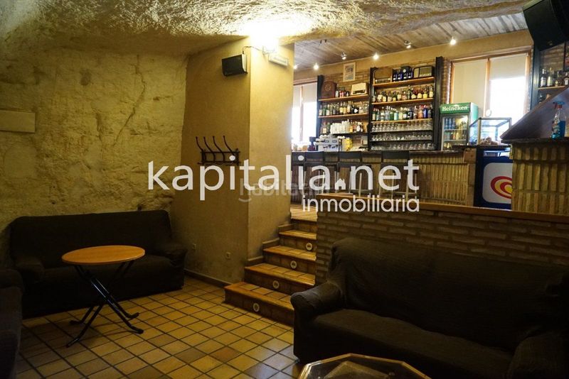 Foto d8aa5d50-2571-4898-8bbb-188fbd024da2. Local comercial a Bocairent