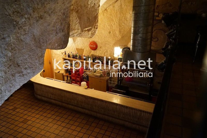 Foto e786186d-0bcf-45a8-ab3b-8318d9bc82c2. Local comercial a Bocairent