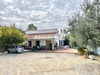 Casa a Sant Josep-Zona Hospital. Casa de campo a la venta en zona umbría, ontinyent.