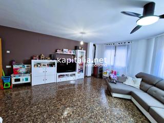 Pis a Agullent. Excelnte piso a la venta en agullent