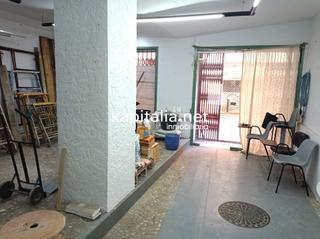 Geschäftsraum in Centro. Local comercial a la venta en ontinyent, ubicado en la calle may
