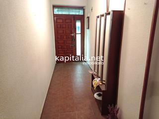Casa a Canals. Casa a la venta en canals, zona cerca de la iglesia