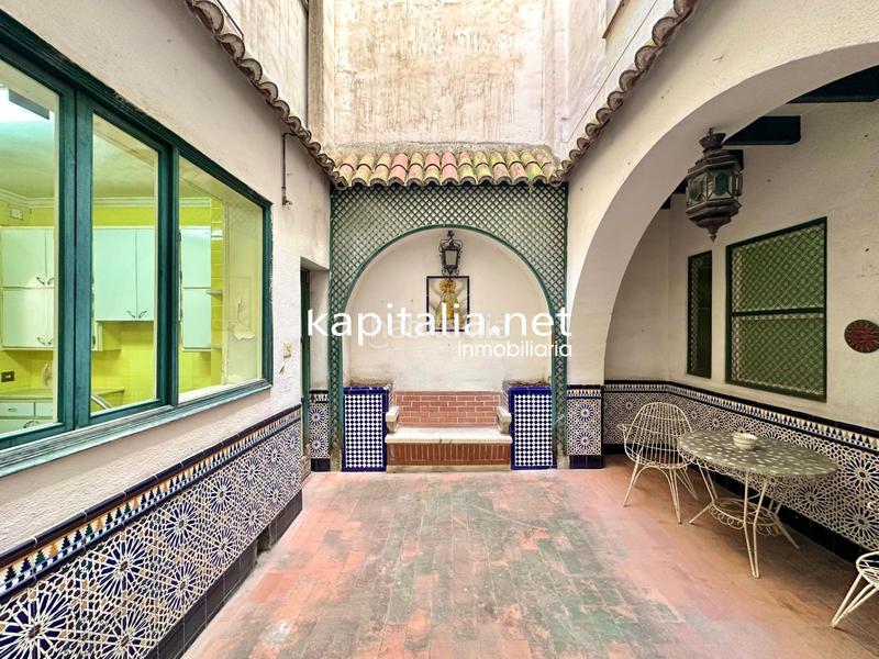 Foto 7fb0cbcc-72e4-432c-934d-a6916a976274. Casa gran casa con encanto a la venta en alcoy en Alcoi
