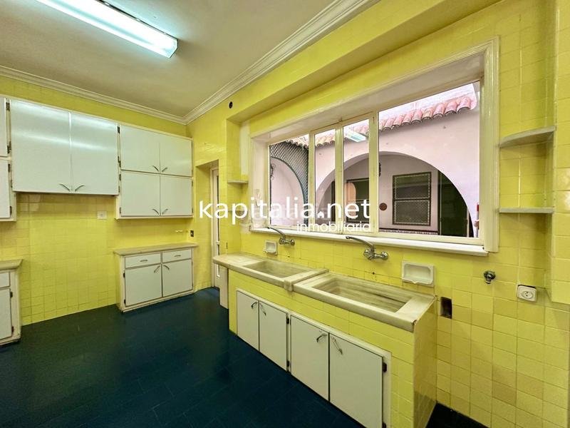 Foto 0358a67b-a096-451f-84f7-7f48764430cc. Rent house with heating parking in Eixample Alcoi