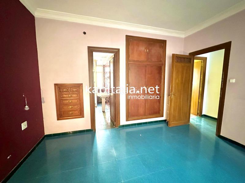 Foto 194cd2d4-6164-441d-83e4-a262d0b61af4. Rent house with heating parking in Eixample Alcoi