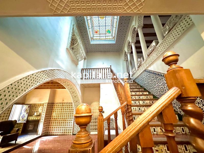 Foto c629cf1b-dbba-4f2f-bea3-b61c2a526e72. Rent house with heating parking in Eixample Alcoi