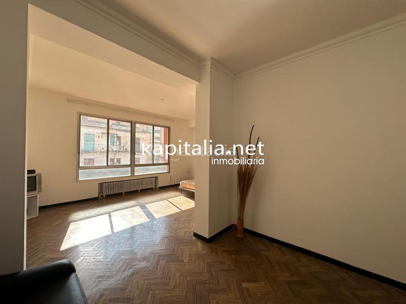 Foto d4a44d36-f16a-454e-aad6-50f7518d0826. Rent house with heating parking in Eixample Alcoi