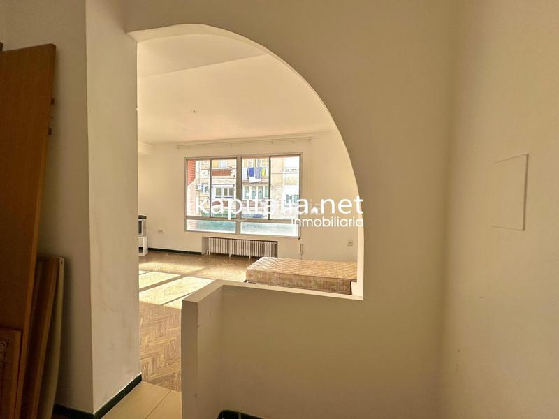 Foto dd5f3247-255e-4a99-9466-9acd49c54fd8. Rent house with heating parking in Eixample Alcoi