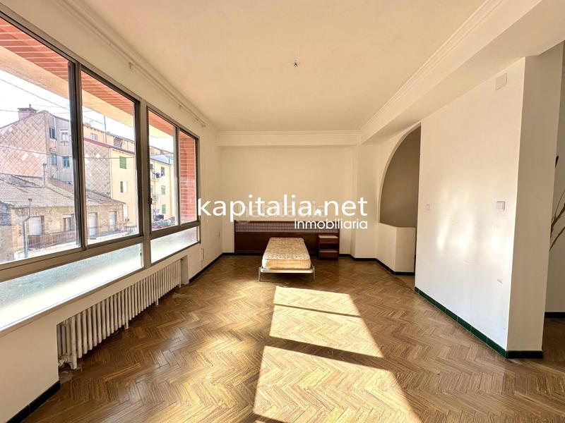 Foto efa1c288-3b9b-4a09-ae5e-a94d0a5fe988. Rent house with heating parking in Eixample Alcoi