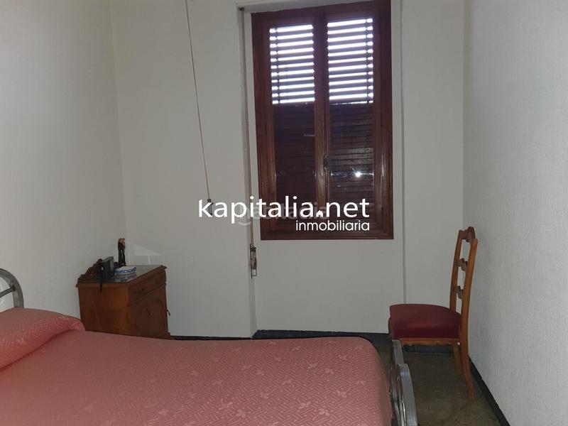 Foto 2e16f2f0-4ad4-4d91-98c1-df2c59a59657. Edifici a Centro Ontinyent