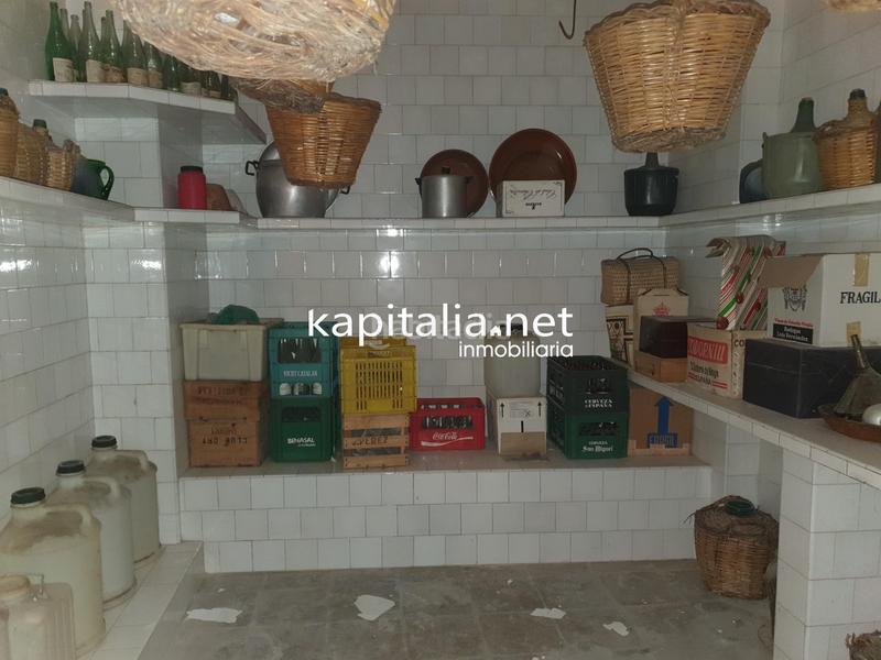 Foto 40636633-5a00-4a7c-a6be-eb9481fd28cf. Edifici a Centro Ontinyent