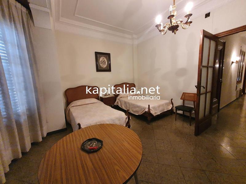 Foto 6bb26ac9-e693-4fb0-8a8f-49730ca362de. Edifici a Centro Ontinyent