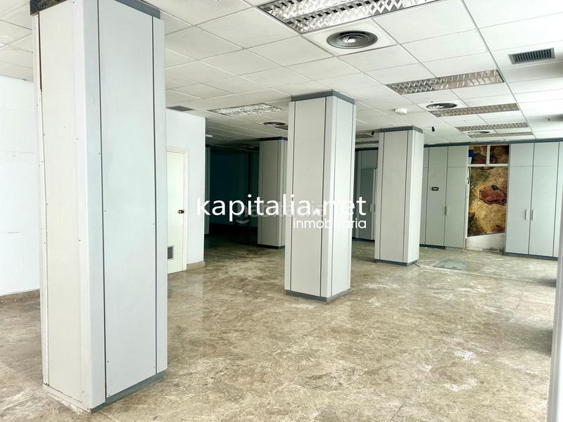 Foto 193e58bf-94ed-41b7-a21b-3e15e5edddba. Affitto locale commerciale in Cocentaina