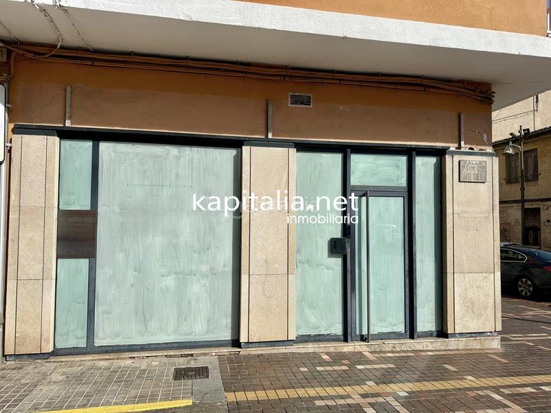 Foto b1ff373b-5576-409b-be0b-a3f4751dc868. Affitto locale commerciale in Cocentaina